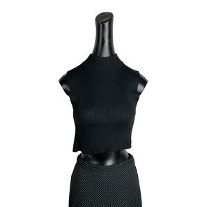 Bechamel black crop top